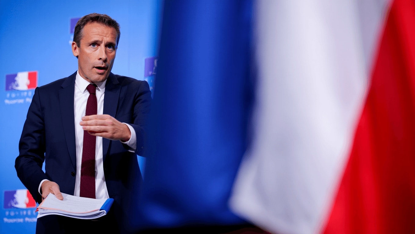 IA : « Si on continue à investir dans notre modèle social en réduisant les dépenses d’avenir, on va dans le mur », estime Philippe Baptiste