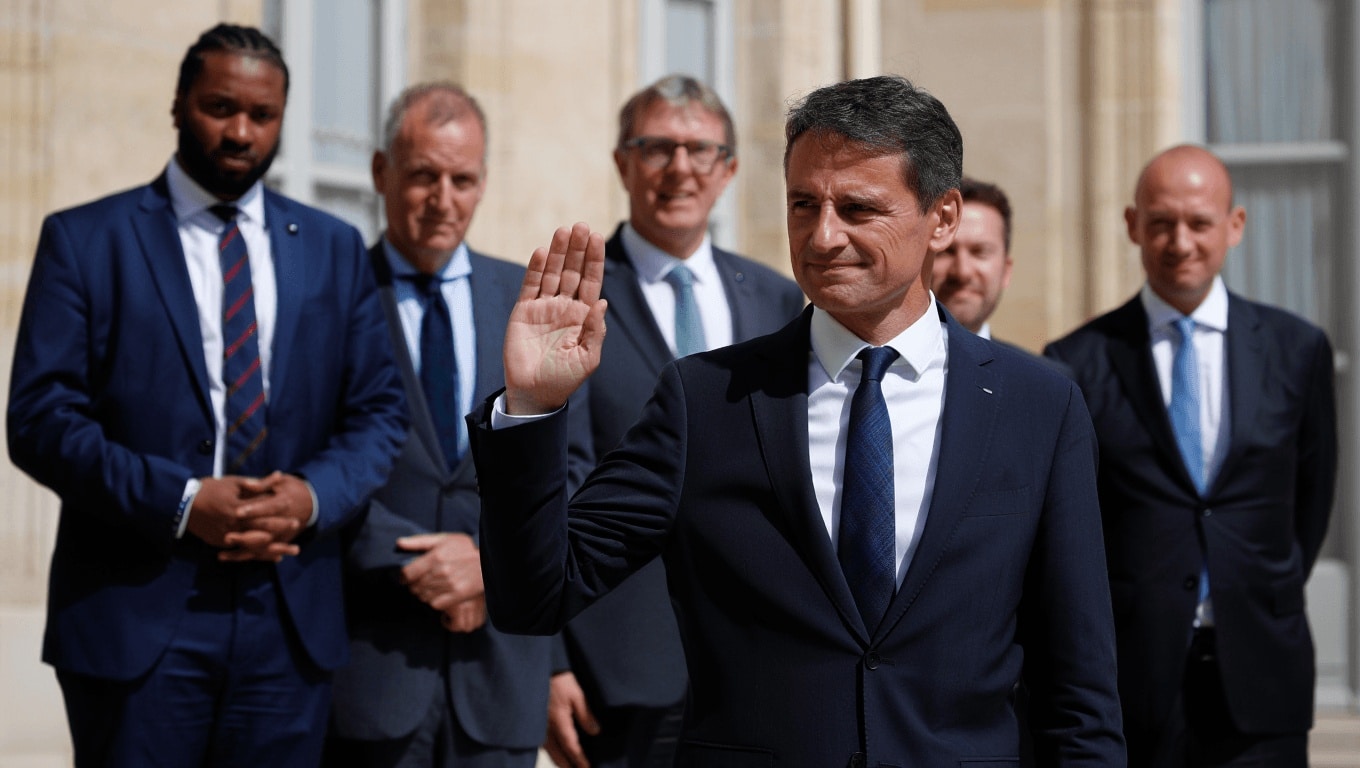 Loi de programmation militaire : « Je suis satisfait que beaucoup de sénateurs n’aient pas cédé à la pression considérable que leur a mise Matignon pour changer d’avis », déclare Cédric Perrin