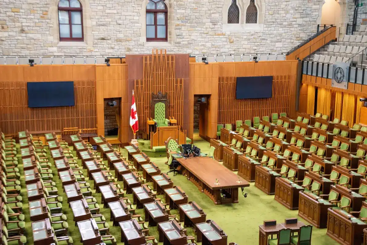 Débat politique sur les politiques de santé en assemblée