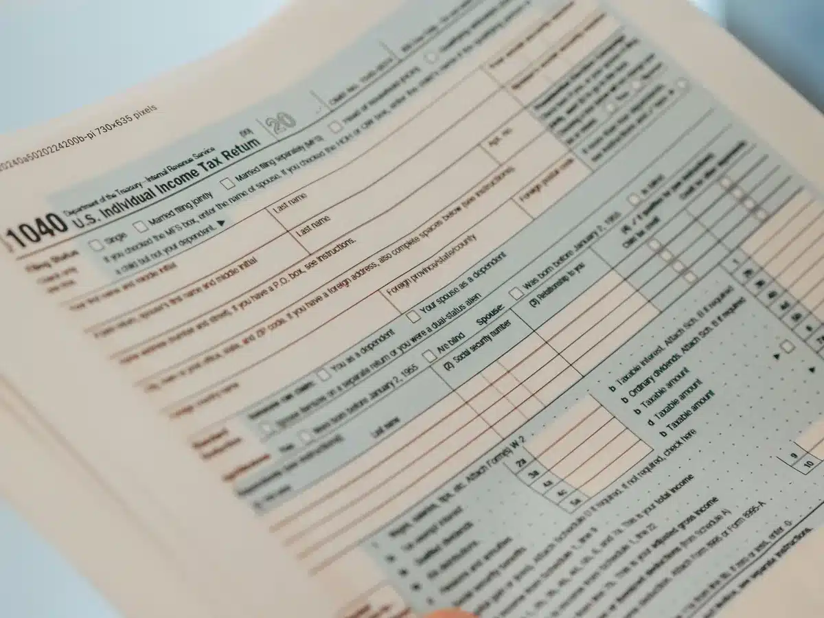 Documents de déclarations fiscales et sociales pour une entreprise